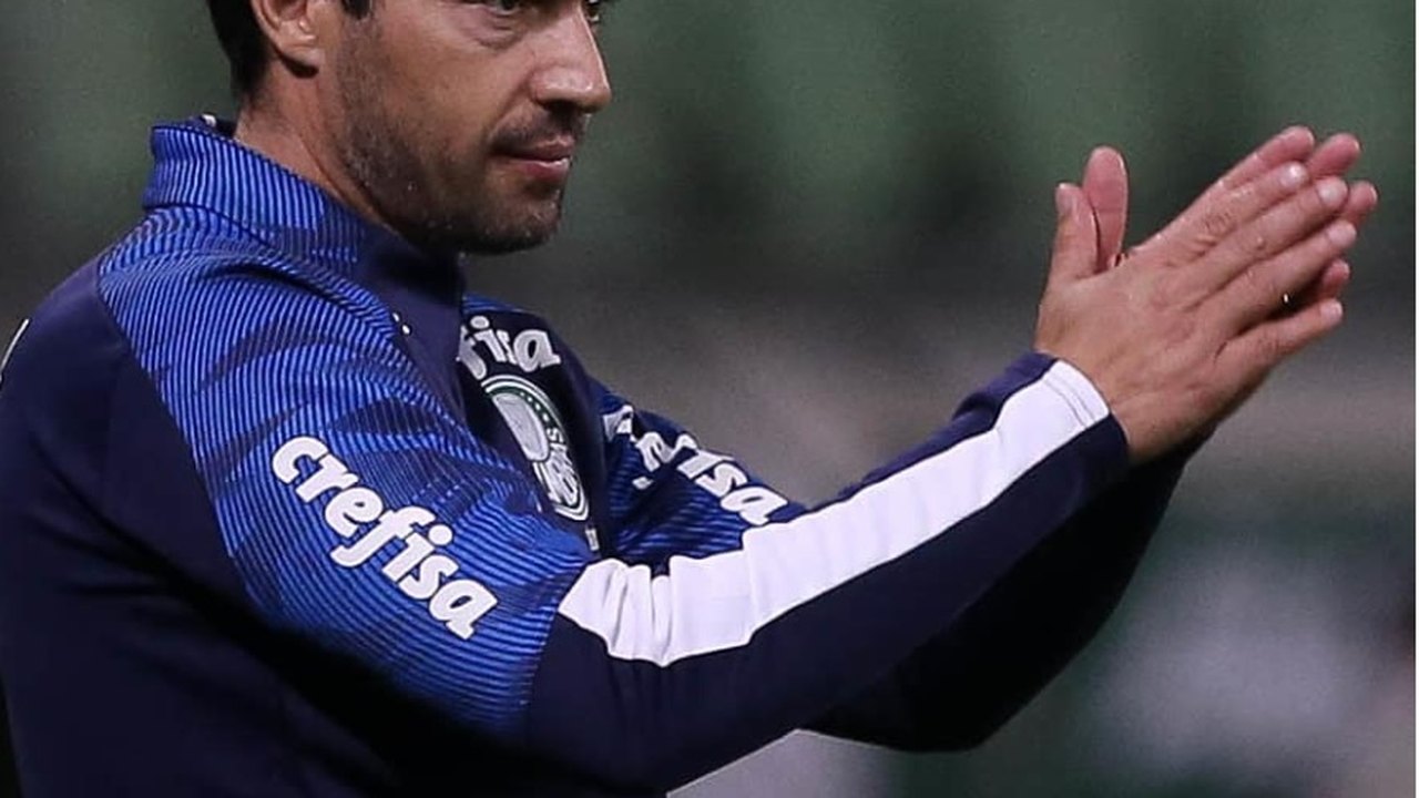 Abel Ferreira trabalha ações ofensivas para Palmeiras desencantar após cinco jogos