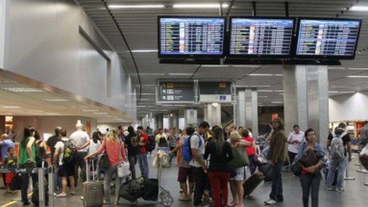 Aeroportos devem receber 5,3 milhões de passageiros durante carnaval