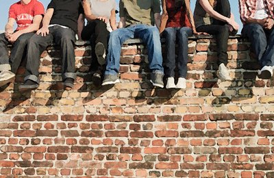 De cima do muro, tucanos observam a movimentação do PMDB