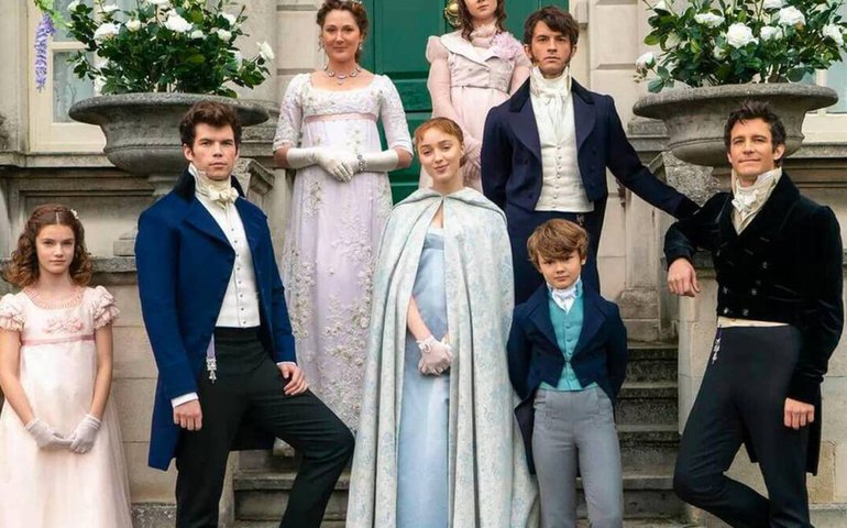 ‘Bridgerton’: Jonathan Bailey defende decisão de diminuir cenas de sexo na 2ª temporada