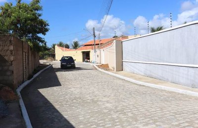 Prefeito Cláudio Filho Cacau inaugura pavimentação de ruas na Massagueira