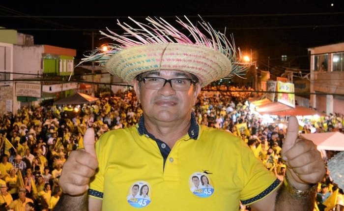 O prefeito Aldo Popular O prefeito Aldo Popular