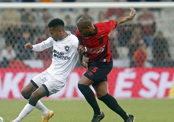 Rádio Nacional transmite Botafogo x Athletico-PR neste sábado (21)