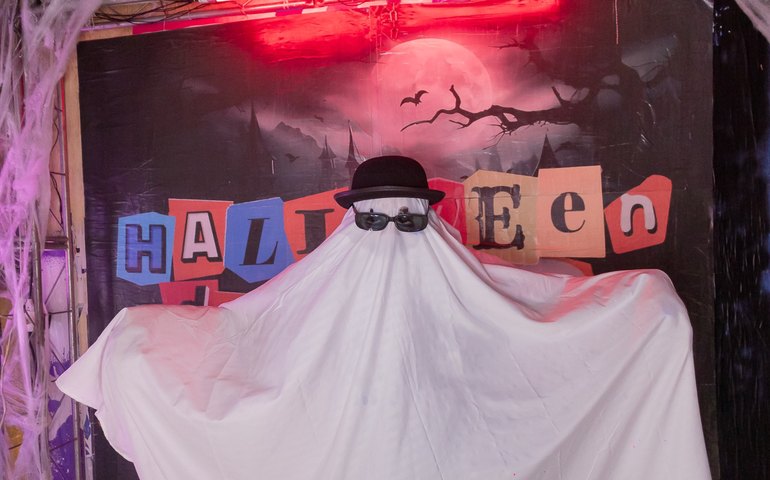 Cinco novas séries para terror para assistir no Halloween 2025