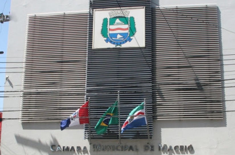 Câmara de Maceió realiza sessão extraordinária na quarta para apreciar vetos