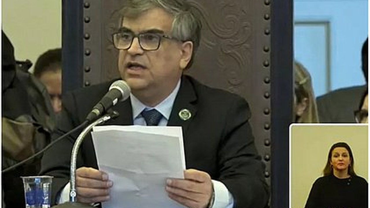 Ato de hoje inibe tirar democracia e eleições do rumo, diz reitor da USP