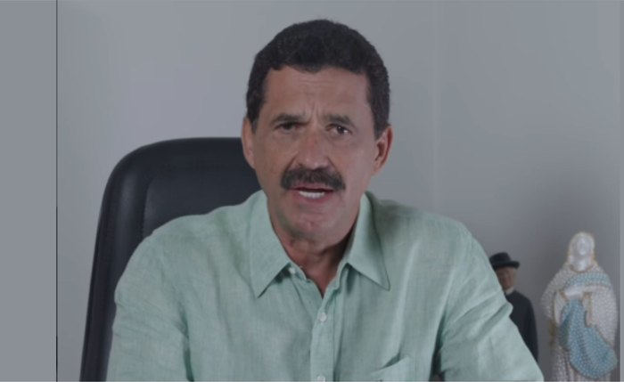 O prefeito de Limoeiro de Anadia, Marlan Ferreira