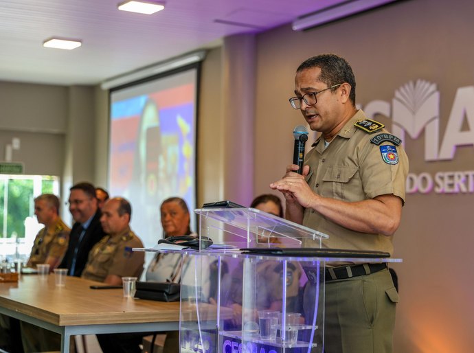 PM lança aplicativo com tecnologia que reforça proteção a mulheres no Agreste