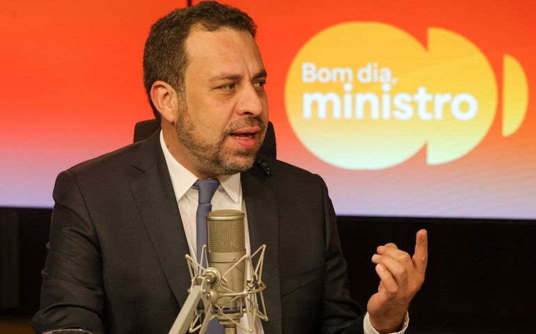 Boulos afirma que governo pode enviar projeto de urgência para o fim da escala 6x1