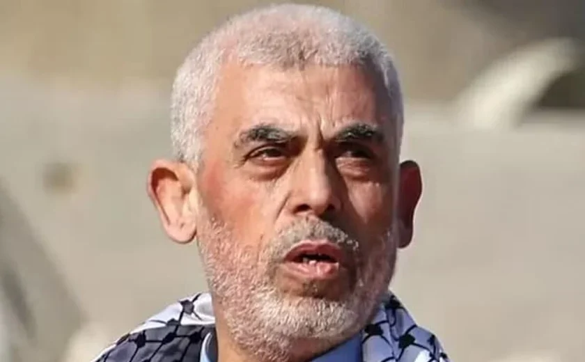 Israel divulga vídeo do que diz ser Yahya Sinwar pouco antes de ser morto em Gaza