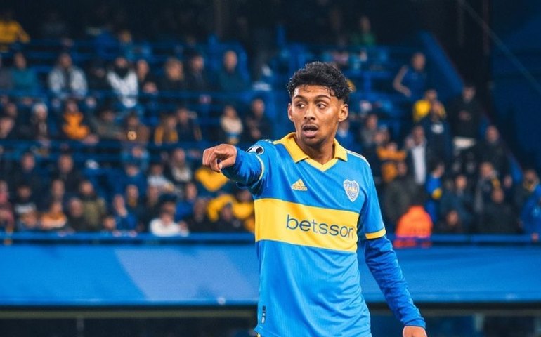 Alvo do Botafogo: Argentino do Boca Juniors é vendido a time turco e será treinado por José Mourinho