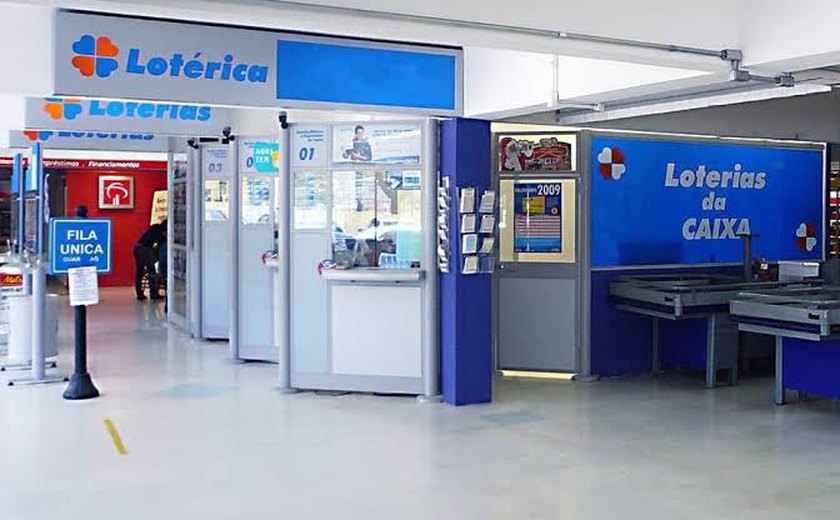 Deputado critica Caixa Econômica pelo fechamento de lotéricas no Sertão