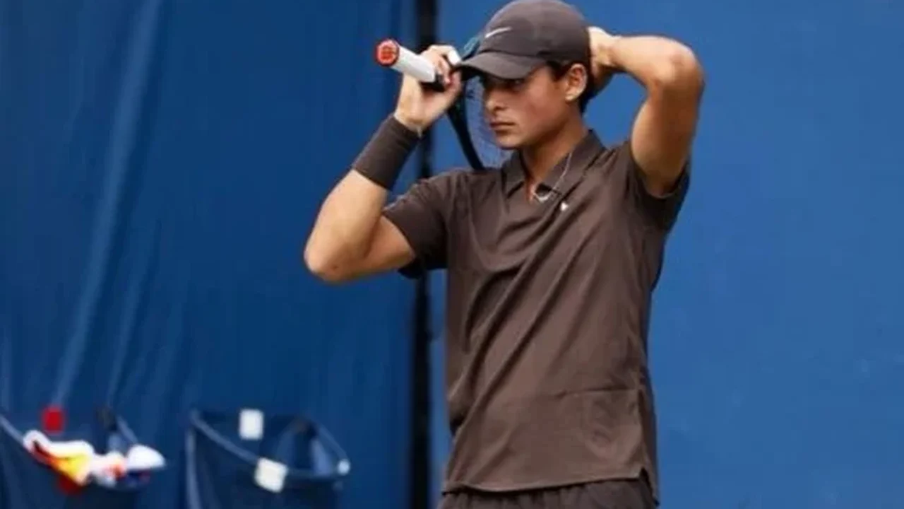 Guto Miguel vence duelo brasileiro e avança à final do juvenil de Roland Garros