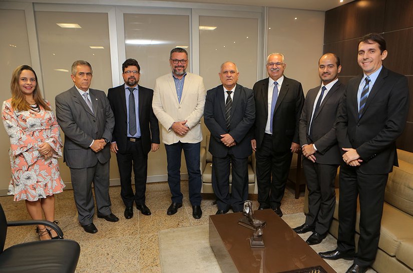 ﻿Presidente do TJ e prefeito de Arapiraca discutem cooperação técnica