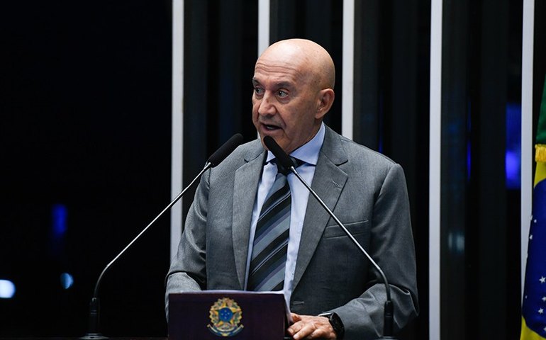 Listas de espera de vagas em escolas devem ser divulgadas para o público