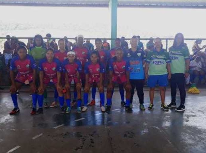Equipe de Coruripe conquista 3º lugar no I Torneio Feminino Amantes do Futsal