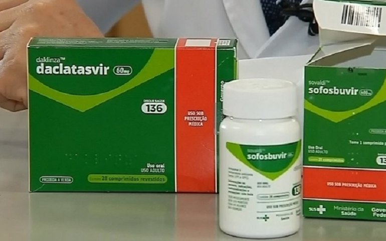 Em laboratório, antivirais contra Hepatite C conseguem conter Covid-19