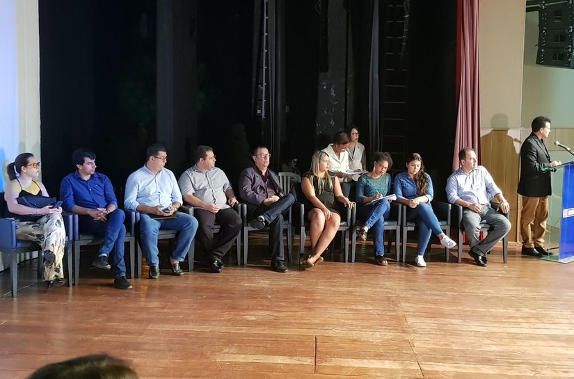 Prefeito de Igaci representa AMA em audiência sobre transporte universitário