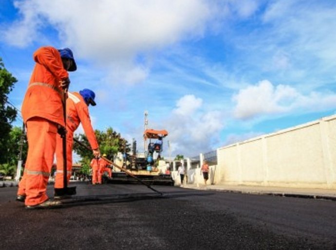 Manutenção de vias: Prefeitura de Maceió leva serviços ao Jaraguá