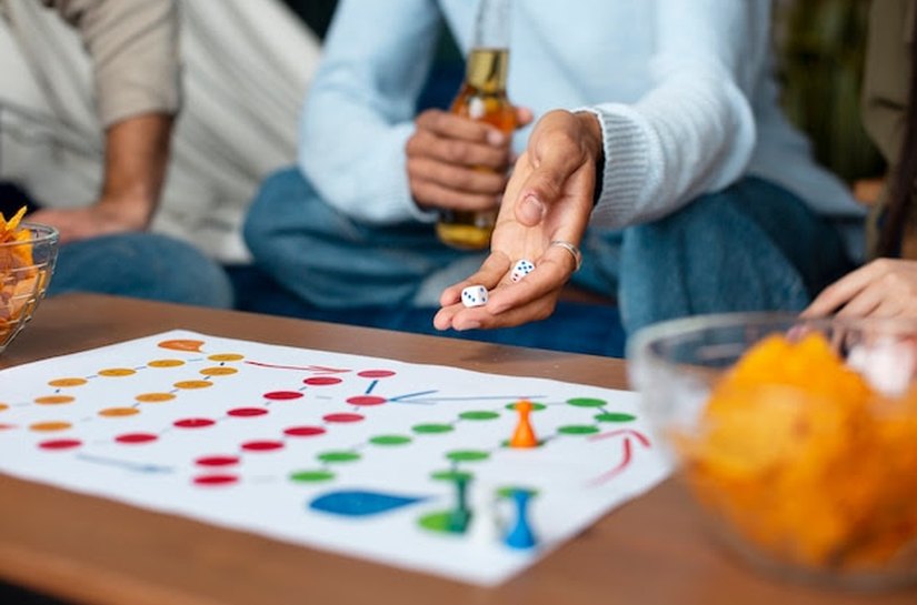 Jogos de tabuleiro que ajudam no desenvolvimento de habilidades em crianças e jovens