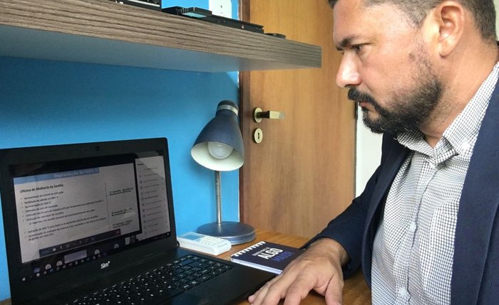 Curso online contou com a palestra do técnico do Ministério da Economia, Esaú Mendes Siqueira Curso online contou com a palestra do técnico do Ministério da Economia, Esaú Mendes Siqueira