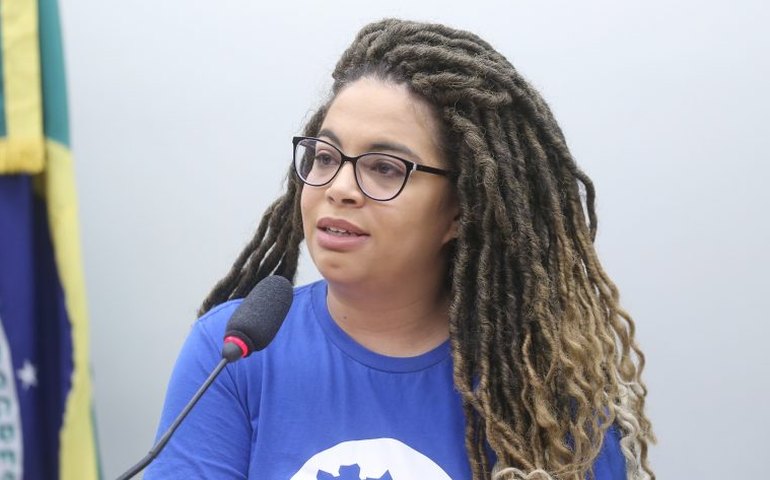 Universidades e estudantes cobram orçamento para atingir metas do novo Plano Nacional de Educação