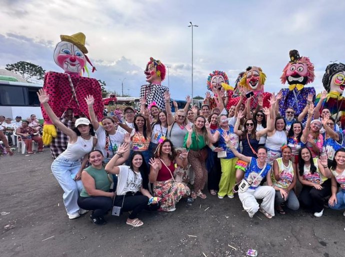Integração entre gerações marca Carnaval do SCFV em Arapiraca