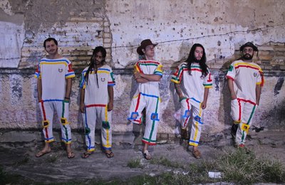 Banda Quiçaça lança live session trazendo toda a psicodelia do Agreste alagoano