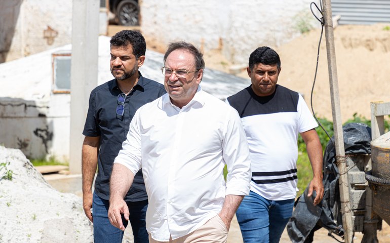 Moradores da Vila São Francisco são atendidos com a construção de creche, ginásio de esportes e unidade de saúde