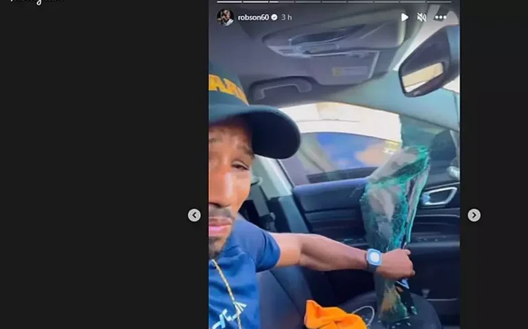 Robson Conceição tem carro arrombado e perde material de treino: 'Salvador está perdida'