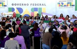 Representantes da Marcha das Margaridas entregam reivindicações ao governo