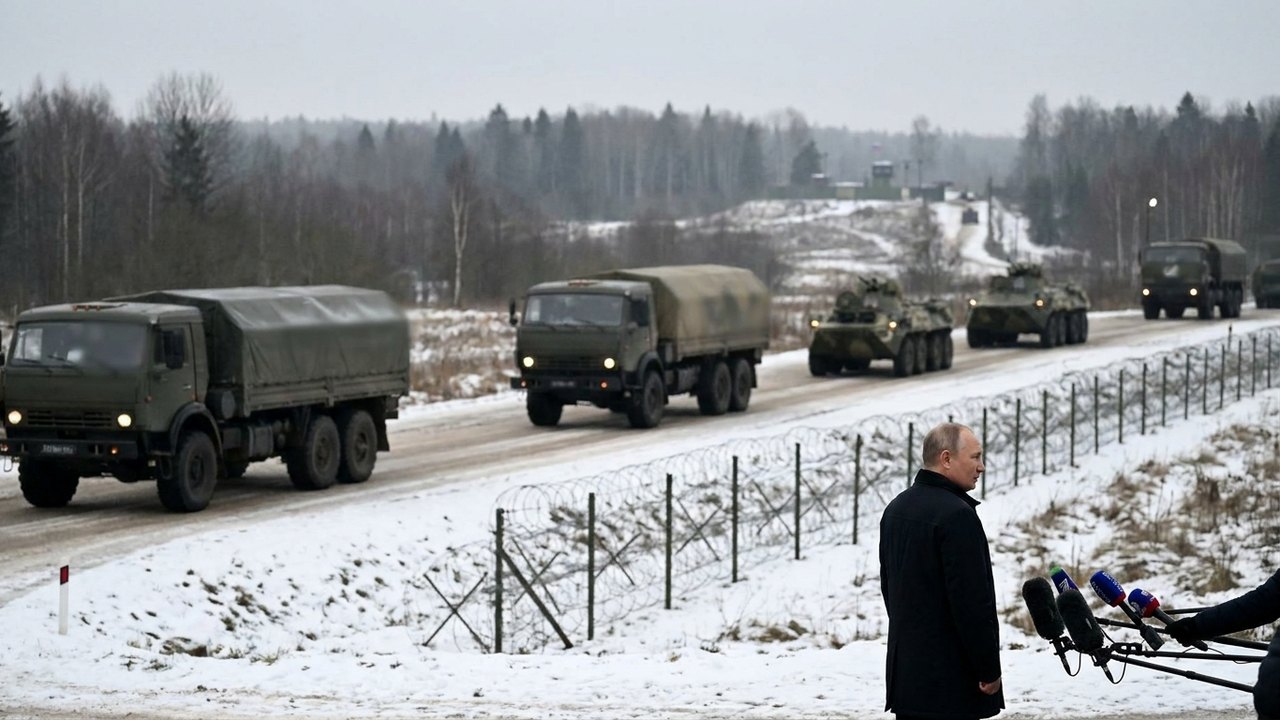 Instalação de armas nucleares perto das fronteiras da Rússia leva à escalada, diz Peskov