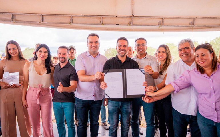 Governo leva água a assentamento de reforma agrária nos 74 anos de Major Izidoro