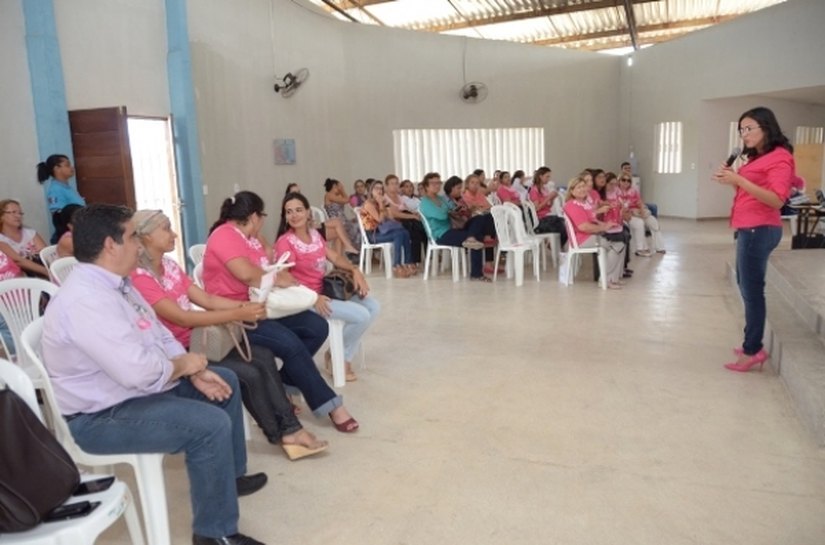 Outubro Rosa conscientiza servidoras no sistema prisional