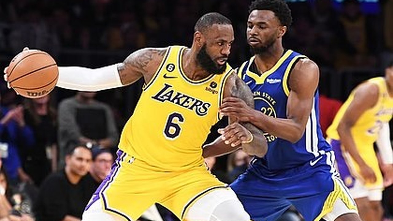 Lakers vencem Warriors e estão nas finais do Oeste; Miami Heat decide no Oeste