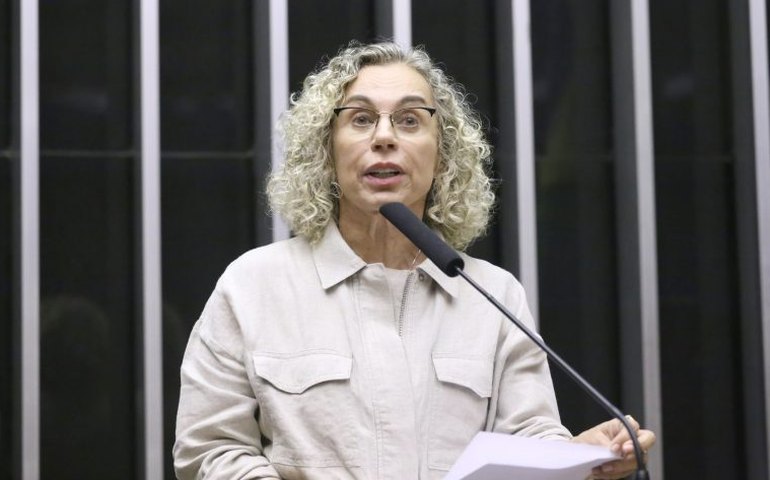 Comissão aprova obrigatoriedade de exame pré-operatório antes de procedimentos estéticos