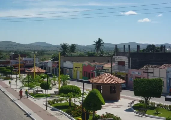 Homem é preso por atirar em cachorro da vizinha em Alagoas