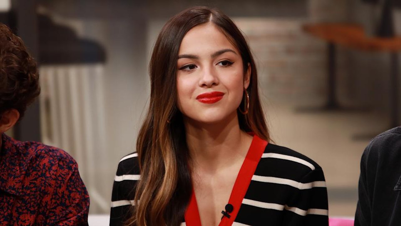 Olivia Rodrigo faz discurso a favor do direito ao aborto em show