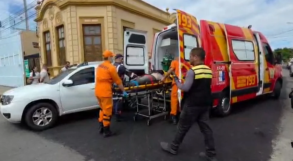 acidente-farol-240626-reproducao-video_widexl