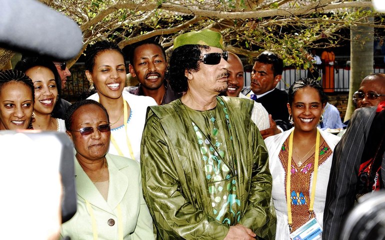 Quinze anos de intervenção na Líbia: a queda de Kadhafi e o caos instaurado pela OTAN