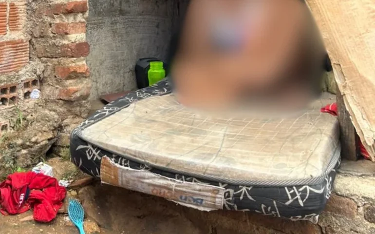 Adolescente era mantida em casinha de cachorro e sofria tortura no Sertão de Alagoas