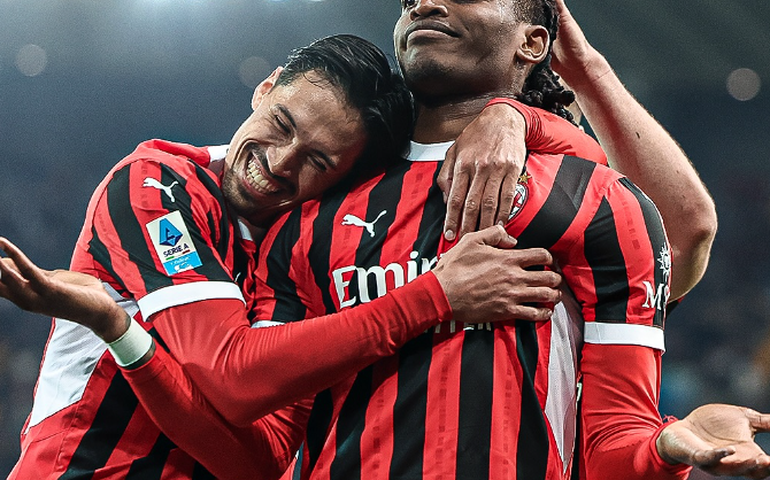 Milan goleia a Udinese em duelo de decepções do Italiano e sonha com vaga em torneios europeus