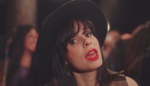 marcela-tais-ame-mais-julgue-menos.jpg