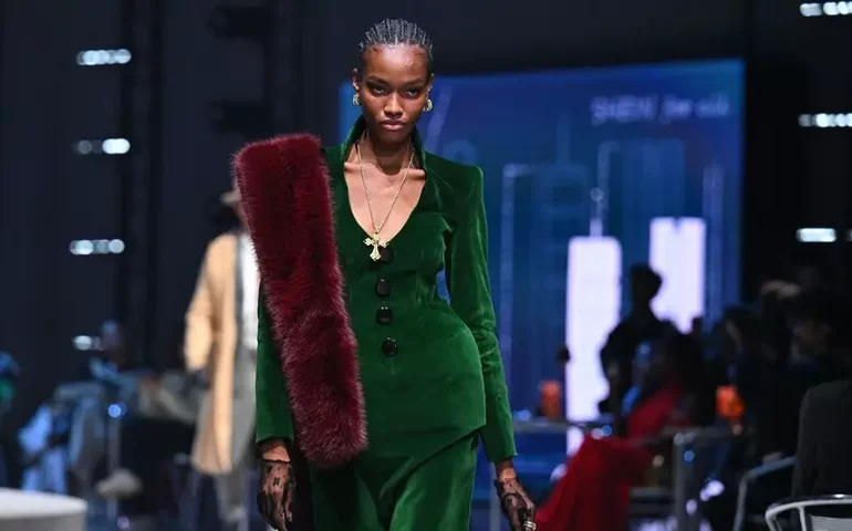 Shein faz 1º desfile em Milão e invade templo da moda mundial