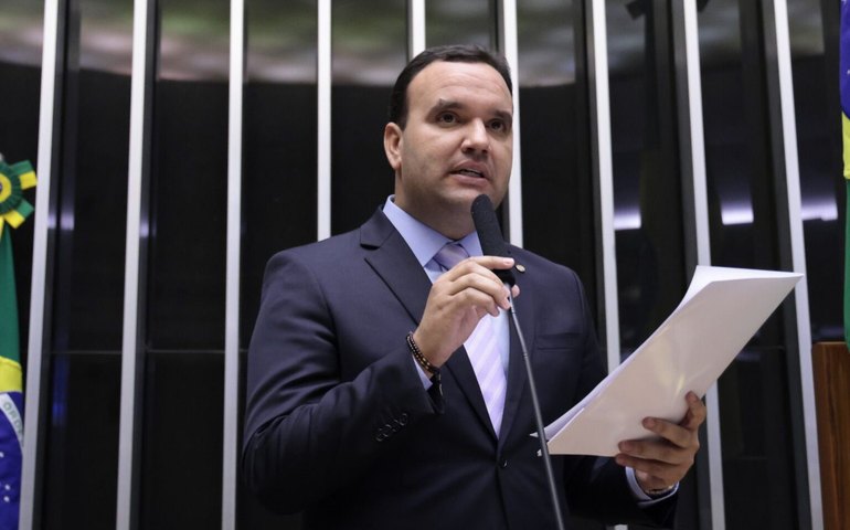 [VÍDEO] Luciano Amaral abre o jogo em entrevista ao jornalista Jairo Ribeiro, no Bocada Quente