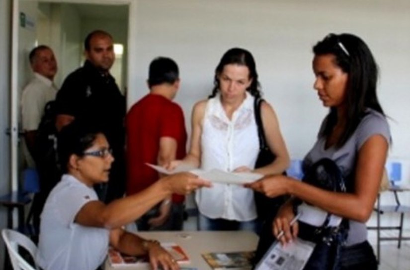 Prefeitura de Arapiraca convoca fiscal e nutricionista aprovados em concurso