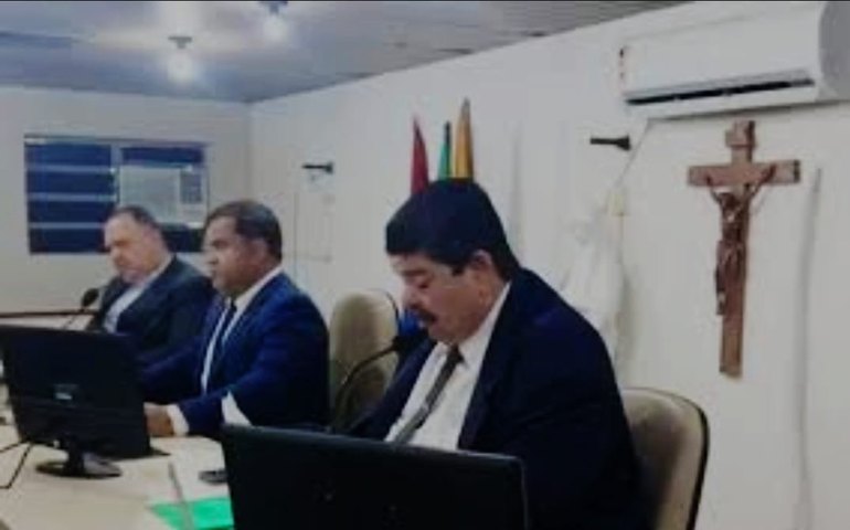 Câmara suspende sessão ordinária por problemas elétricos causados pelas chuvas