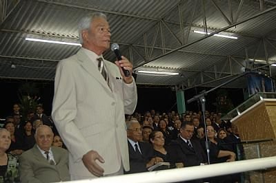 Cantor Vitorino Silva