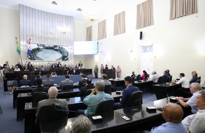 Clubes e entidades debatem na ALE novo formato de gestão do futebol