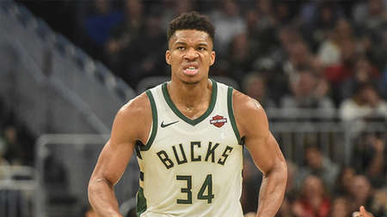 Antetokounmpo brilha, mas Bucks perdem jogo final de preparação para volta da NBA